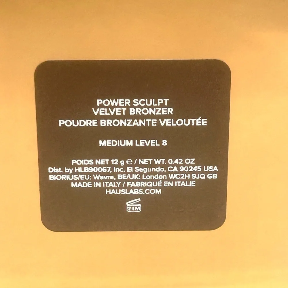HAUS LABS BY LADY GAGA Medium Level 8 Power Sculpt Velvet Powder Bronzer